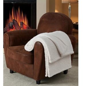 Fireside Home solid Sherpa throw - Ivory - 50 x 60 NEW